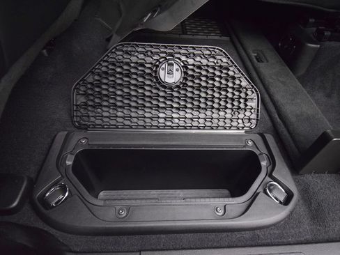 Used 2025 RAM 1500 Laramie w/ Night Edition AWD/4WD image 40