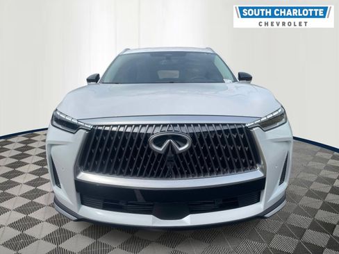 Used 2026 INFINITI QX60 Luxe w/ Cargo Package FWD image 2
