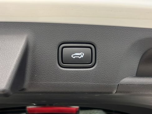 Used 2025 Hyundai Palisade SEL AWD/4WD image 28