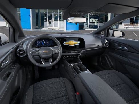 New 2026 Chevrolet Equinox EV LT image 41