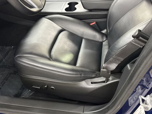 Used 2023 Tesla Model 3 Standard Range RWD image 26