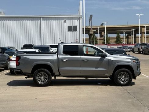 Used 2023 Chevrolet Colorado LT w/ LT Convenience Package RWD image 3