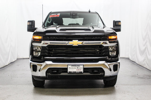 Used 2026 Chevrolet Silverado 2500 LT AWD/4WD image 4