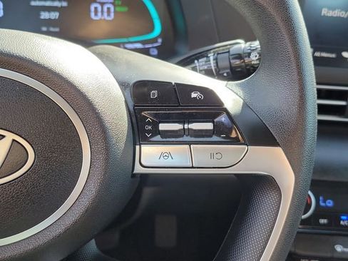 Certified 2025 Hyundai Elantra Blue image 6