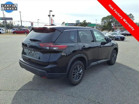 Used 2024 Nissan Rogue S image 5