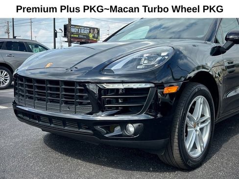 Used 2017 Porsche Macan AWD/4WD image 37