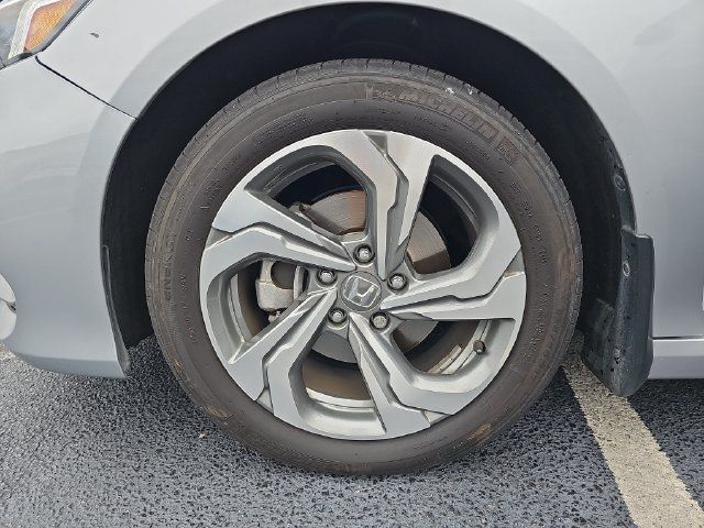 Used 2018 Honda Accord EX image 34