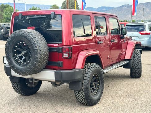 Used 2013 Jeep Wrangler Unlimited Sahara w/ Connectivity Group AWD/4WD image 7