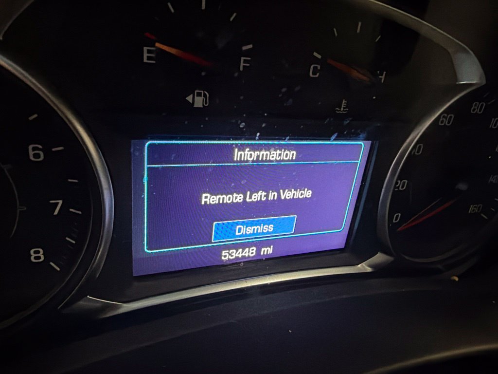 Used 2022 GMC Terrain SLE w/ Driver Convenience Package AWD/4WD image 2
