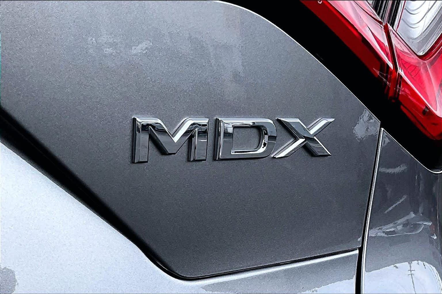 Used 2024 Acura MDX w/ Technology Package AWD/4WD image 10