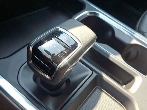 Used 2024 Chevrolet Silverado 1500 High Country w/ High Country Premium Package image 15