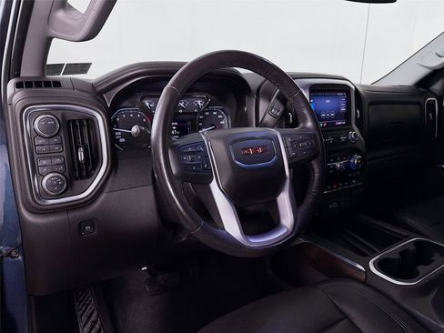 Used 2020 GMC Sierra 1500 SLT w/ SLT Premium Plus Package AWD/4WD image 9