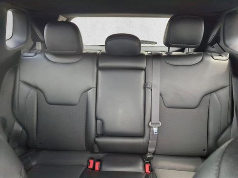 Used 2024 Jeep Compass Latitude AWD/4WD image 26