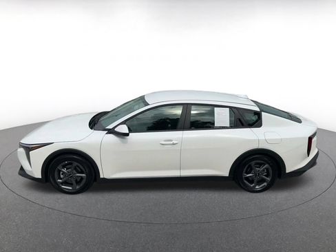 Used 2026 Kia K4 FWD image 7