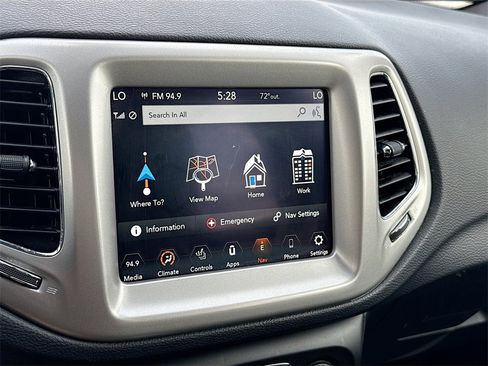 Used 2021 Jeep Compass 80th Special Edition image 13