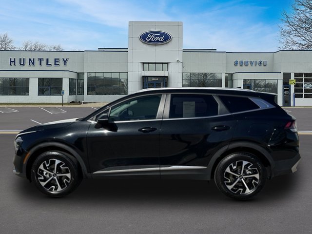 Used 2025 Kia Sportage EX AWD/4WD image 7