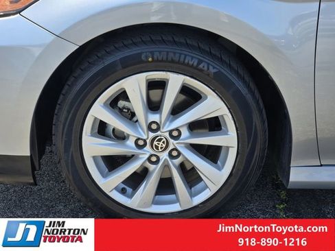 Used 2024 Toyota Camry LE image 13