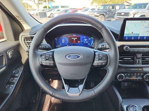 Used 2022 Ford Escape Titanium w/ Titanium Premium Package image 13