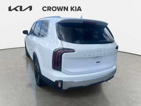 Certified 2024 Kia Telluride EX w/ EX Captain's Chair Package FWD image 7