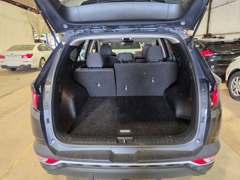 Used 2022 Hyundai Tucson SE image 8