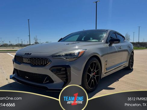 Used 2019 Kia Stinger GT1 image 1