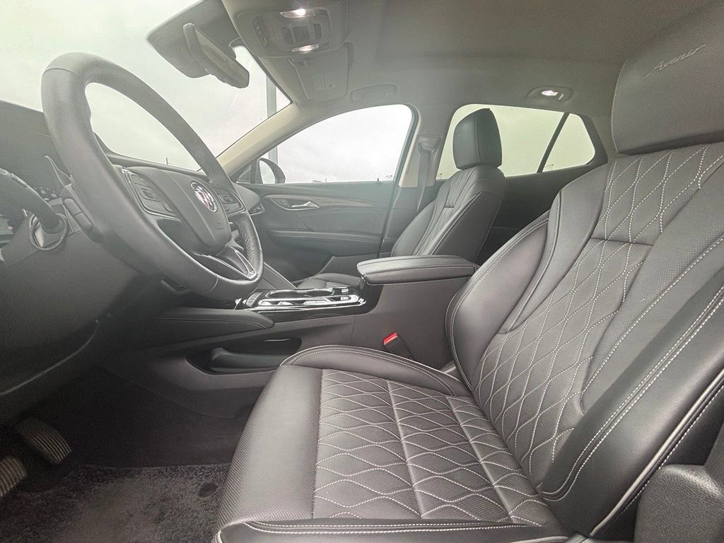 Used 2023 Buick Envision Avenir AWD/4WD image 30