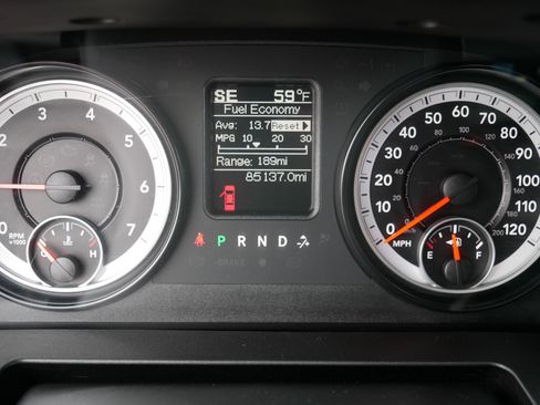 Used 2015 RAM 1500 Express image 21