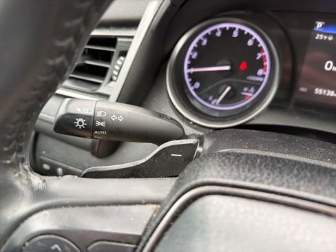 Used 2023 Toyota Camry SE image 32