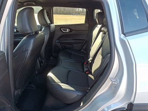 New 2026 Jeep Compass Latitude AWD/4WD image 7