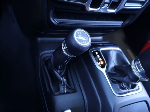 Used 2021 Jeep Wrangler Unlimited Sahara AWD/4WD image 25