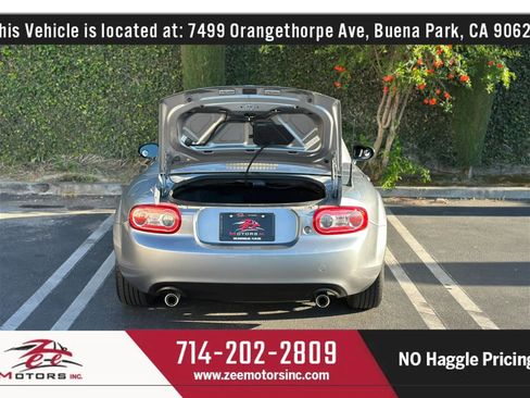 Used 2010 MAZDA MX-5 Miata Grand Touring w/ Premium Pkg image 17