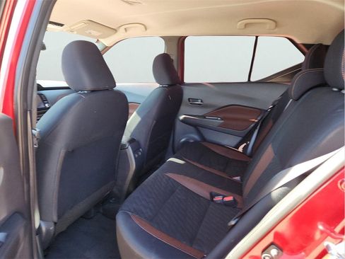 Used 2023 Nissan Kicks SR image 18