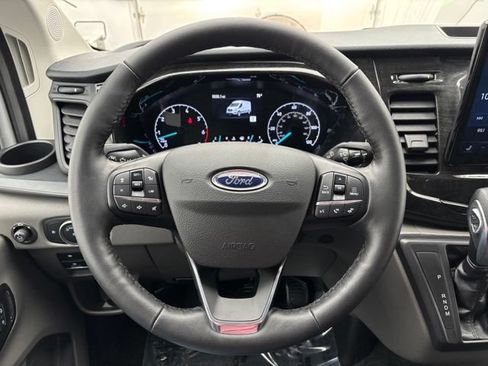 Used 2025 Ford Transit 150 Low Roof AWD image 33
