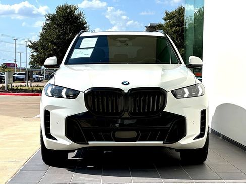 Used 2024 BMW X5 xDrive40i w/ Executive Package AWD/4WD image 8