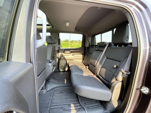Certified 2023 GMC Sierra 1500 Elevation w/ Elevation Premium Package AWD/4WD image 19