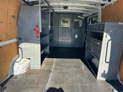 Used 2014 Nissan NV 2500 SV RWD image 11