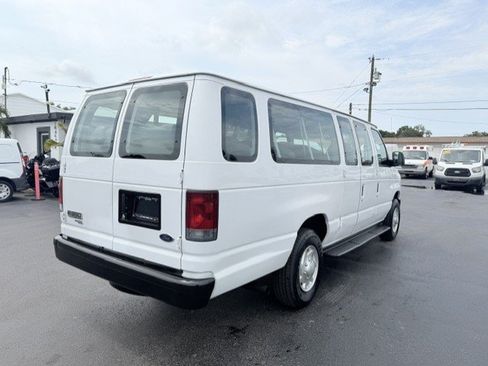Used 2008 Ford E-350 and Econoline 350 XLT RWD image 5