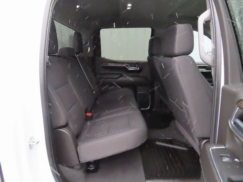 Used 2024 Chevrolet Silverado 1500 LT AWD/4WD image 30