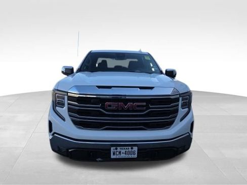 Used 2025 GMC Sierra 1500 SLT image 8