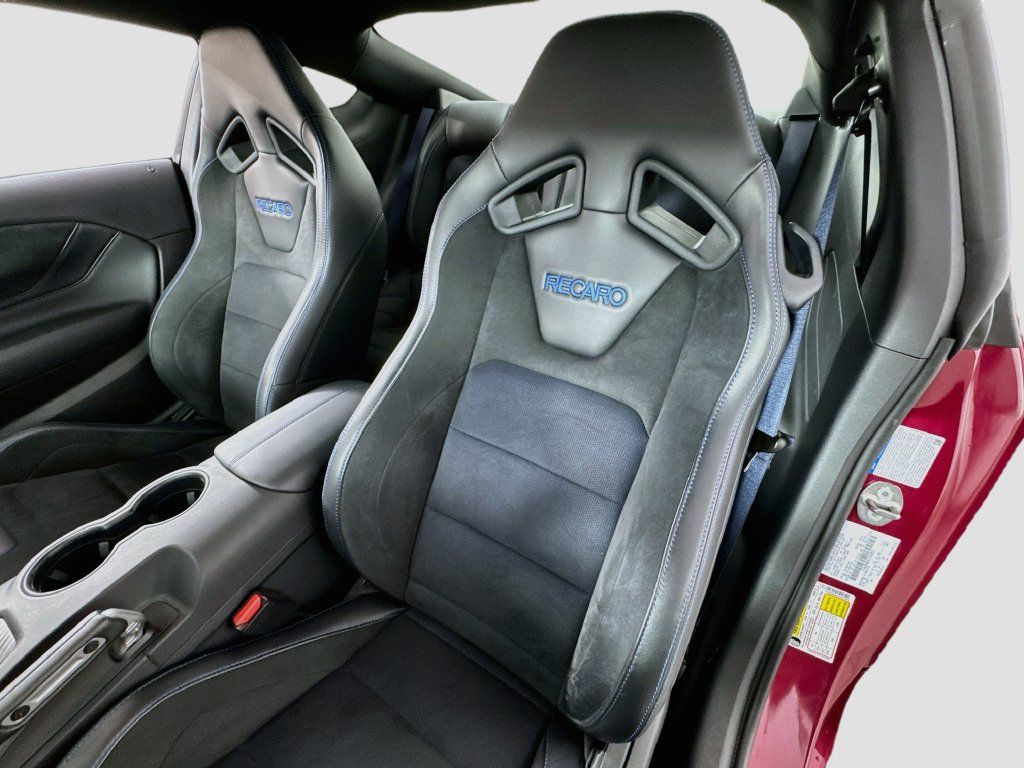 Used 2025 Ford Mustang Dark Horse RWD image 23