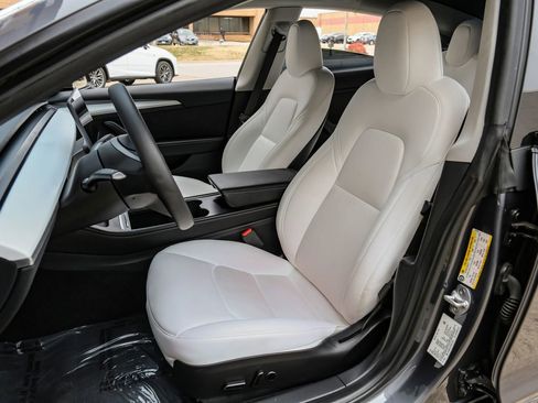 Used 2023 Tesla Model 3 Performance image 40