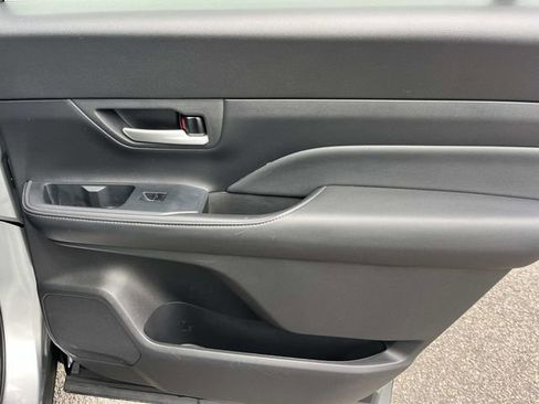 Used 2025 Toyota Grand Highlander FWD image 26