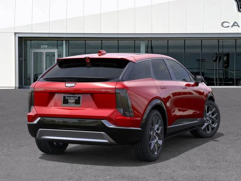 New 2026 Cadillac Optiq Luxury 1 image 4