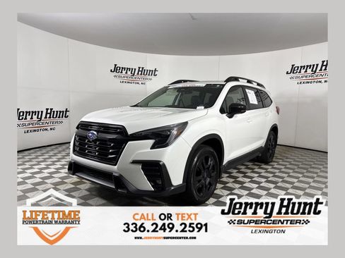Used 2025 Subaru Ascent Bronze Edition w/ Onyx Package AWD/4WD image 1