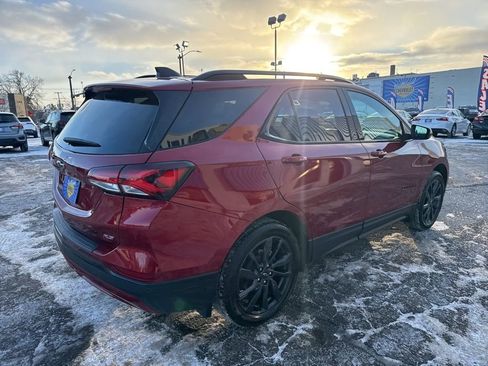Used 2024 Chevrolet Equinox RS w/ RS Leather Package image 8