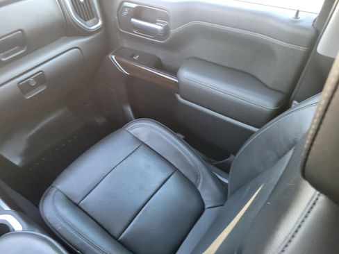 Used 2019 GMC Sierra 1500 SLT w/ SLT Premium Package image 17