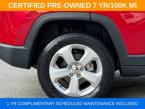 Used 2018 Jeep Compass Latitude w/ Popular Equipment Group AWD/4WD image 11