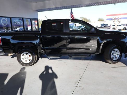 Used 2016 GMC Canyon 2WD Crew Cab 128.3 w/ Convenience Package image 4