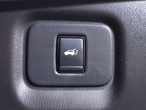 Used 2020 Nissan Pathfinder Platinum AWD/4WD image 41