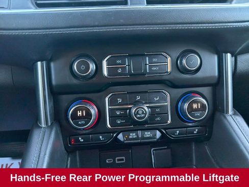 Used 2021 Chevrolet Suburban LT w/ LT Signature Package image 22